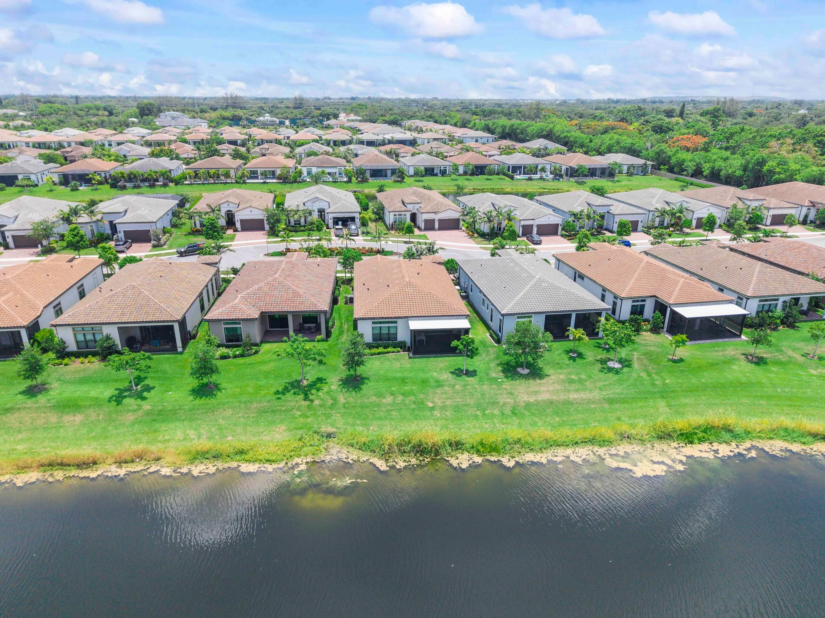 7885 Ironwood Way_013