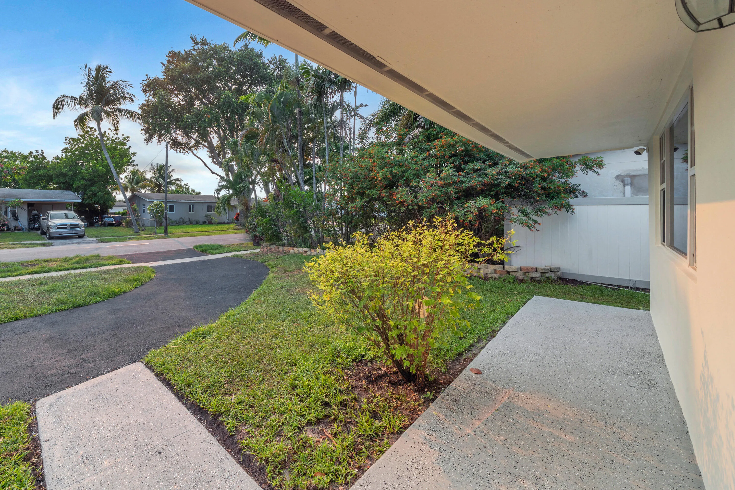 Extended Covered Front Entry
