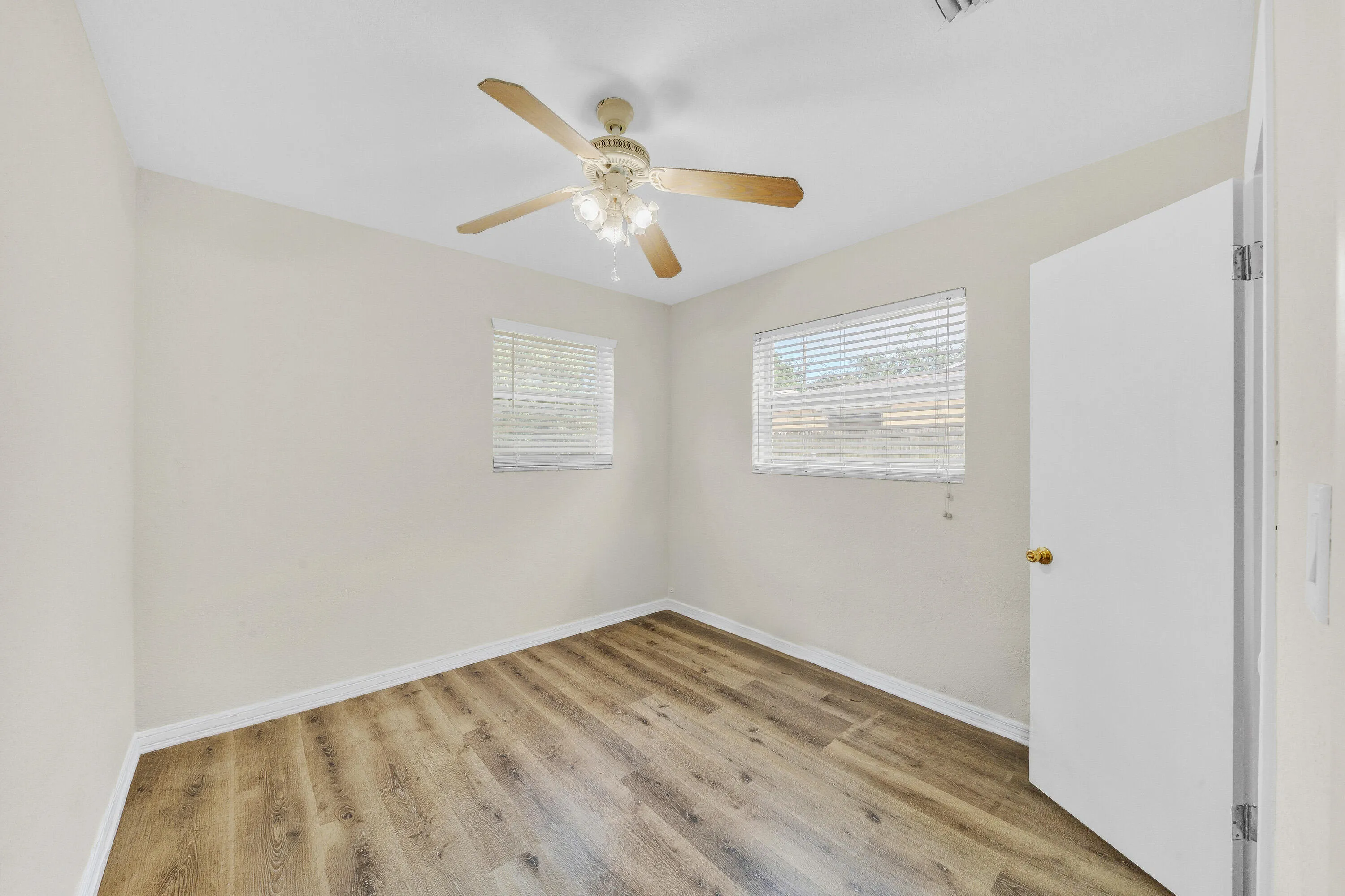 2nd Bedroom with 2 Large Windows