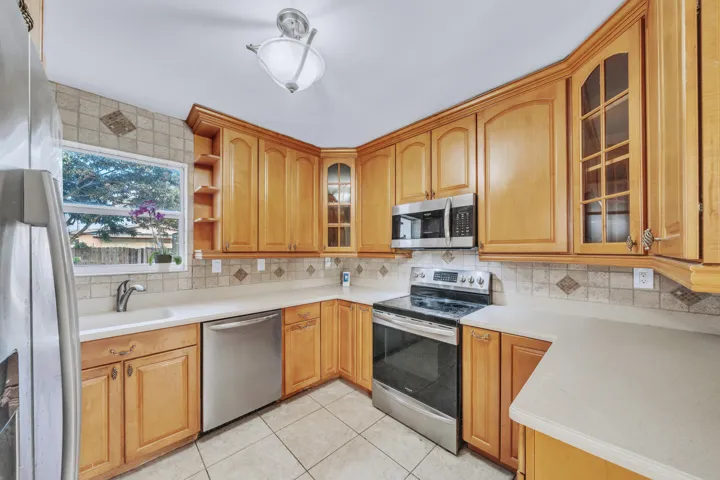 BEST VALUE IN BOULEVARD HEIGHTS!