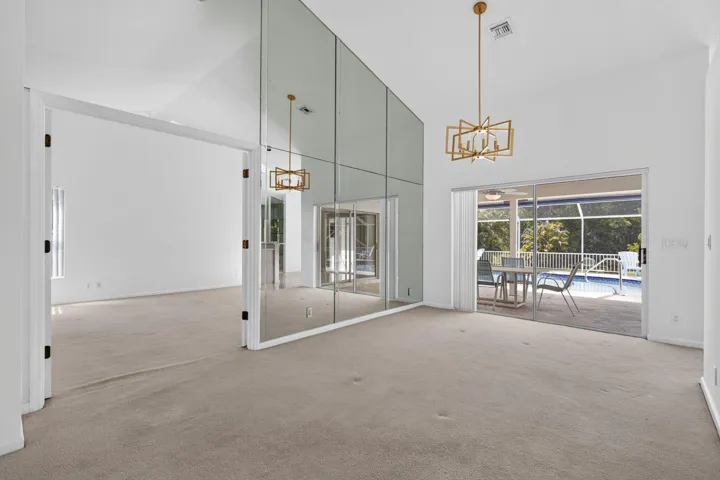 Formal Dining