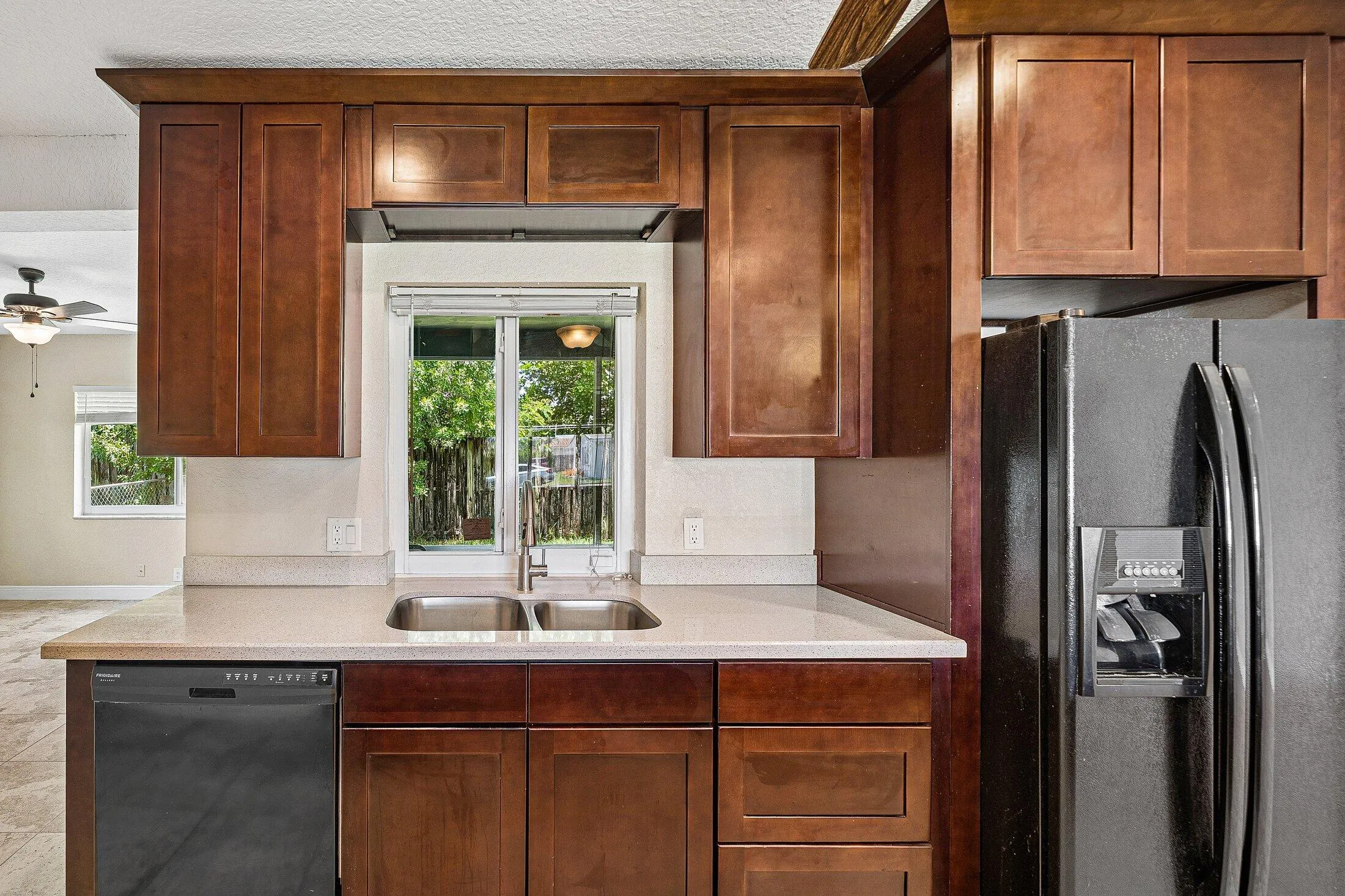 014-301Southeast3rdStreet-DeerfieldBeach