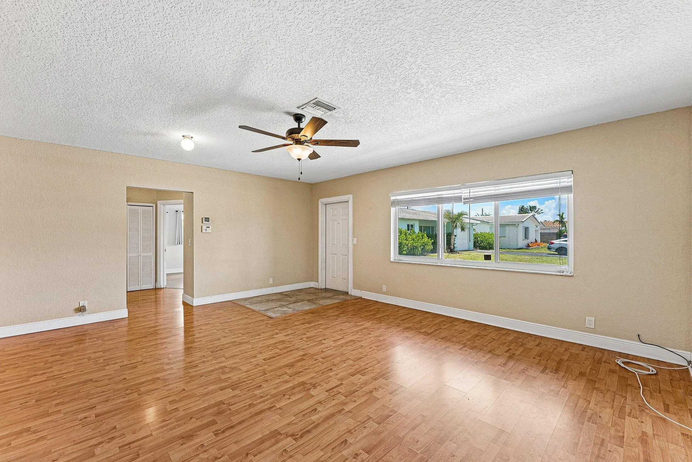005-301Southeast3rdStreet-DeerfieldBeach