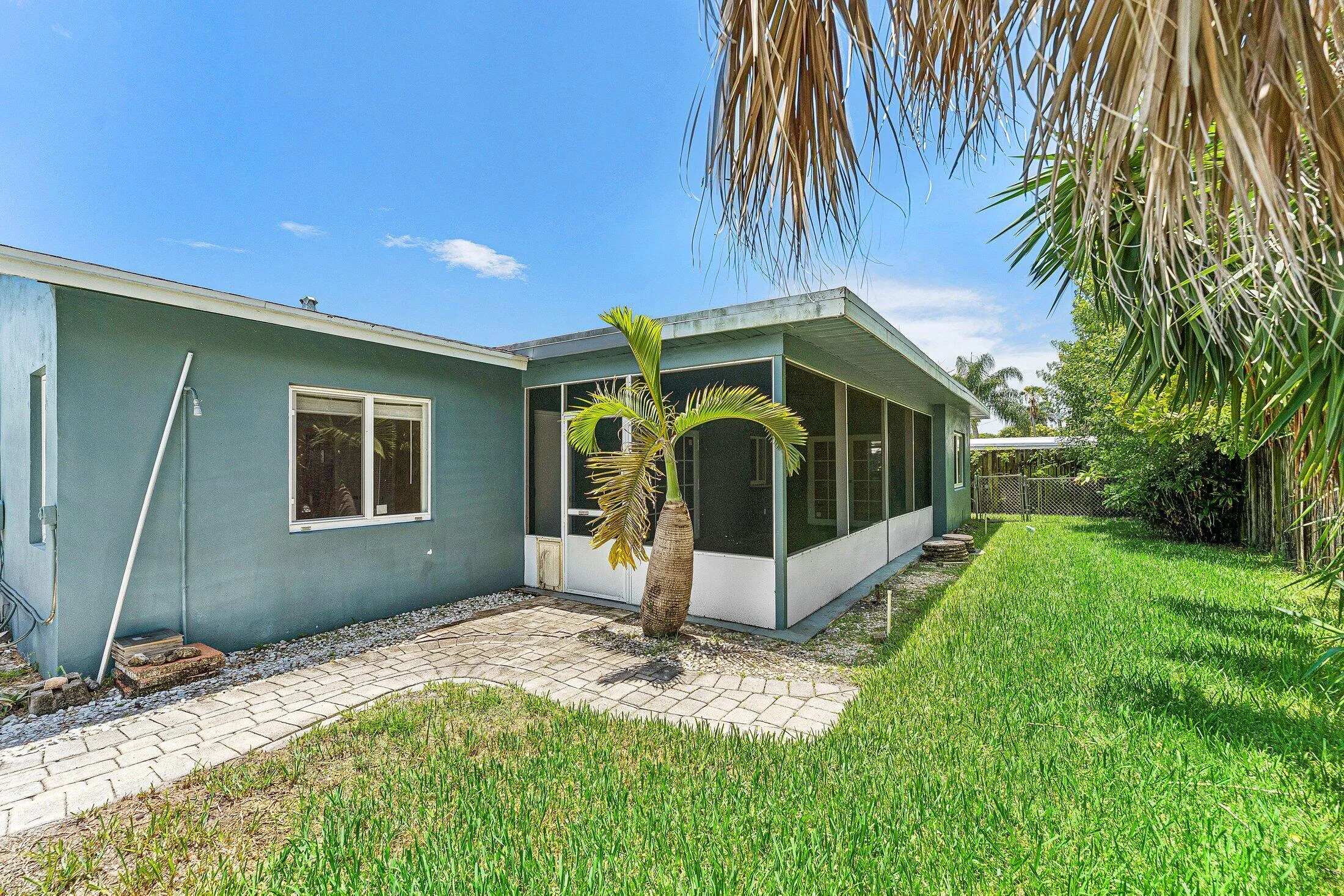 029-301Southeast3rdStreet-DeerfieldBeach