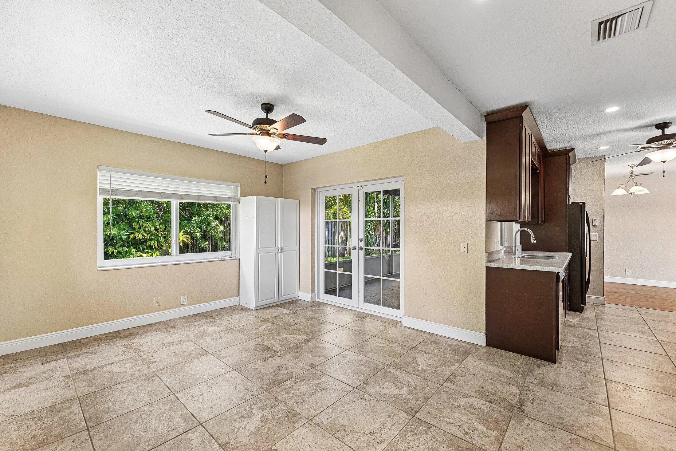 017-301Southeast3rdStreet-DeerfieldBeach