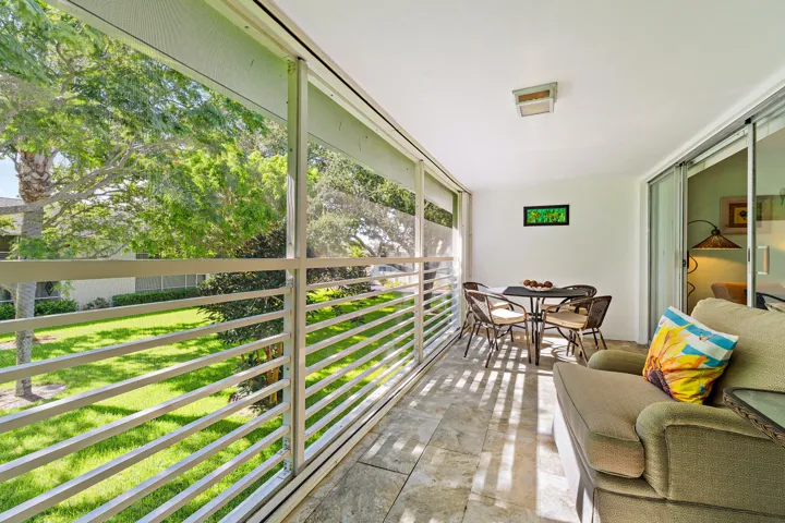 Screened Balcony