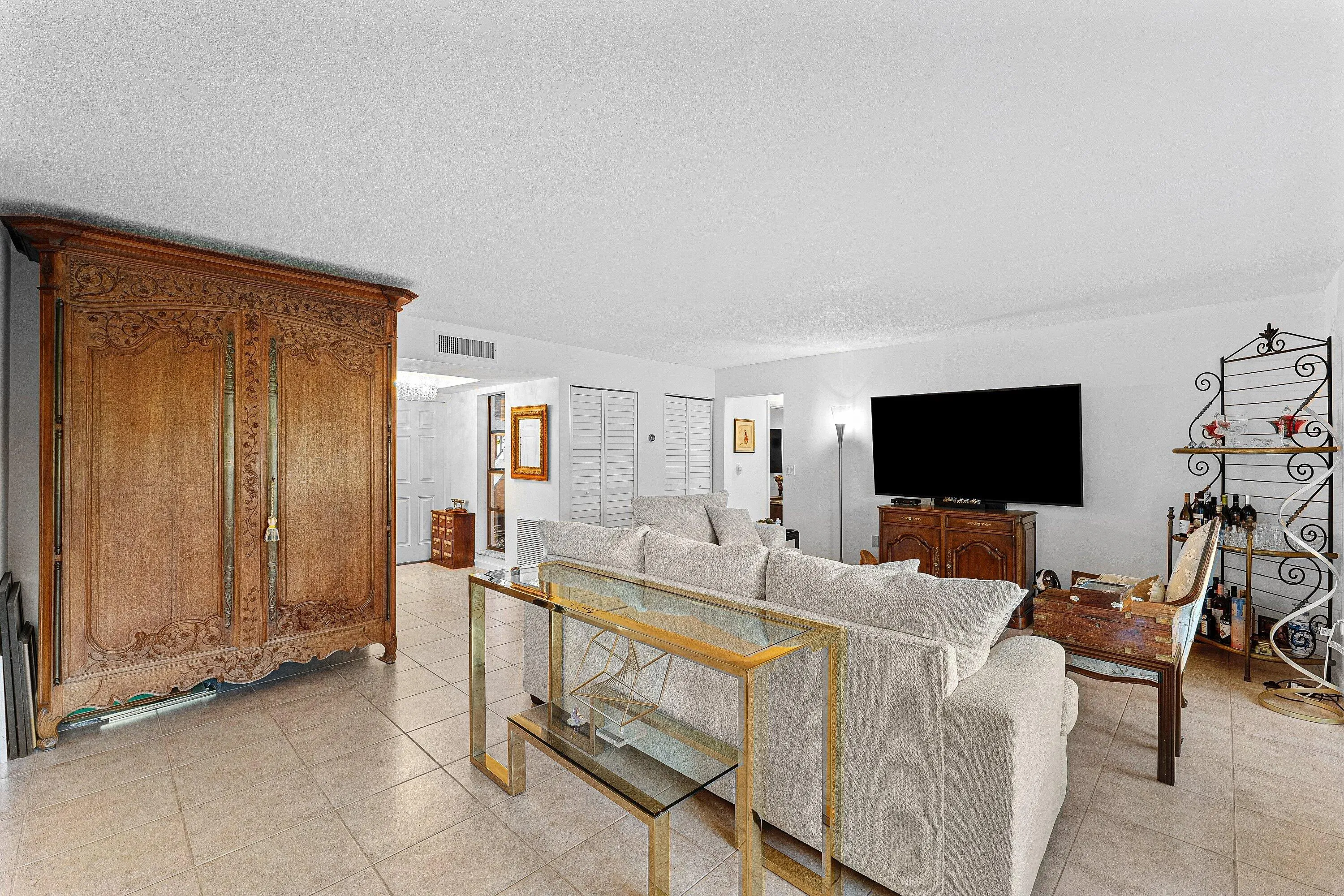 007-6864WillowWoodDrive-BocaRaton-FL-334