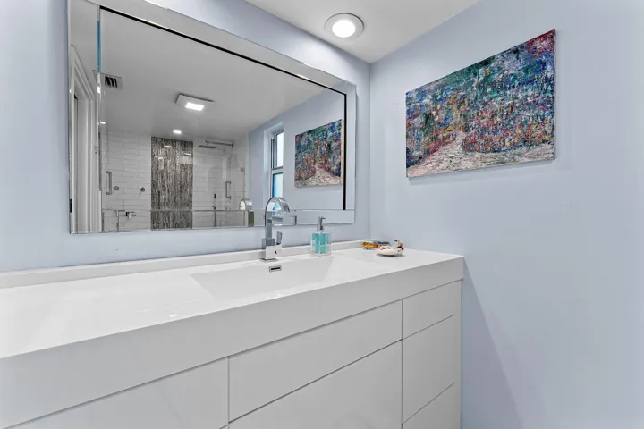 026-6864WillowWoodDrive-BocaRaton-FL-334