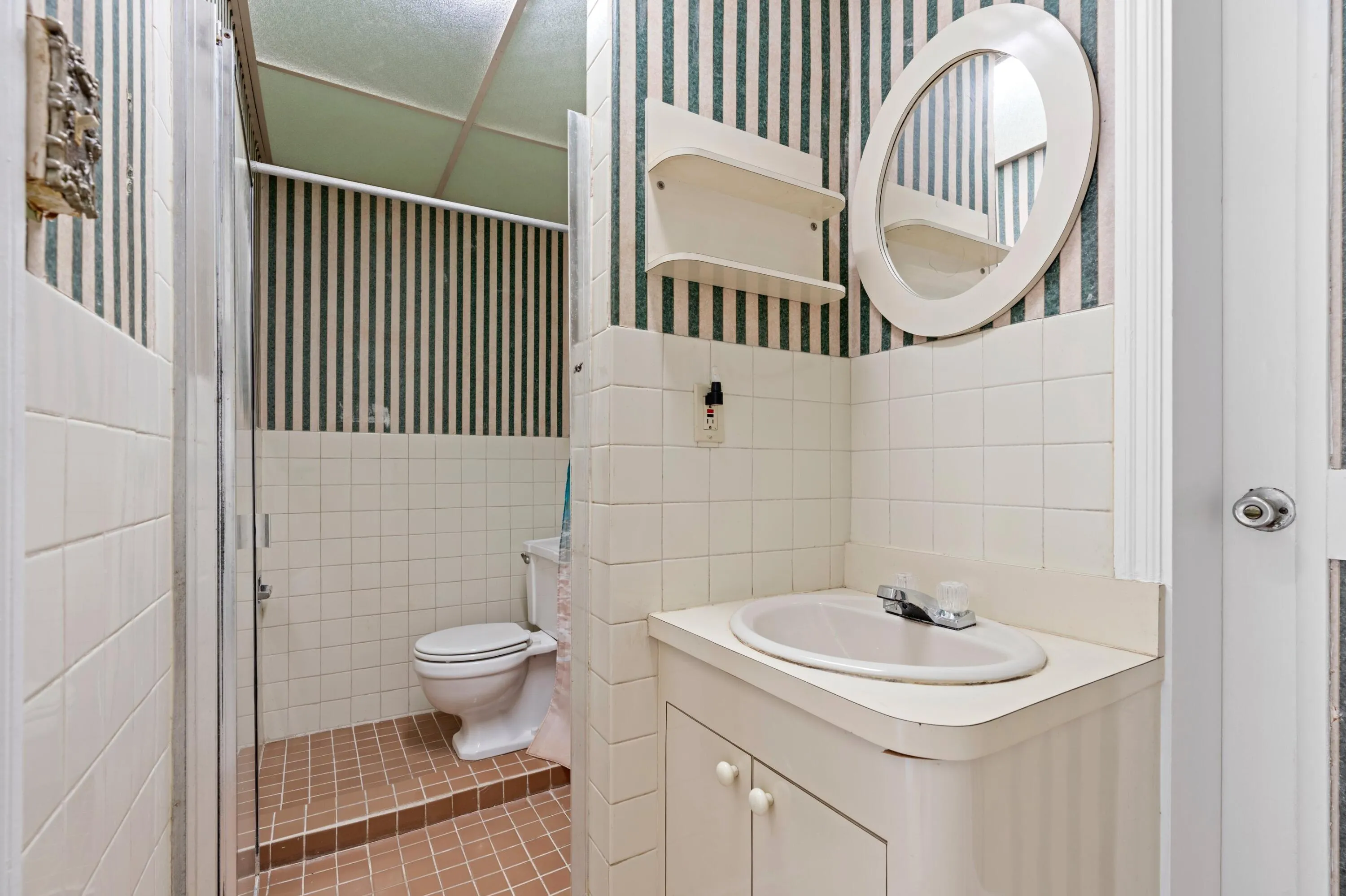 Funky Euro bath 2