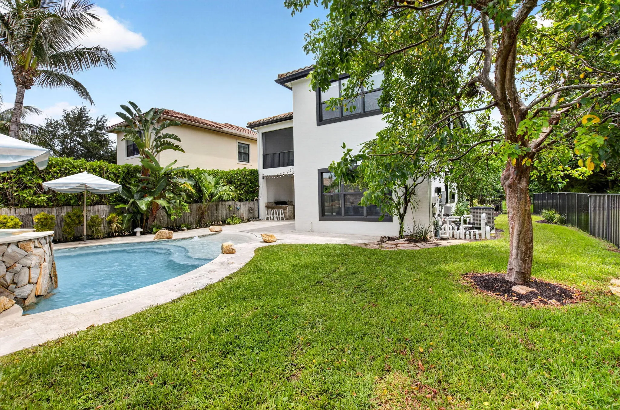 Property photo 88