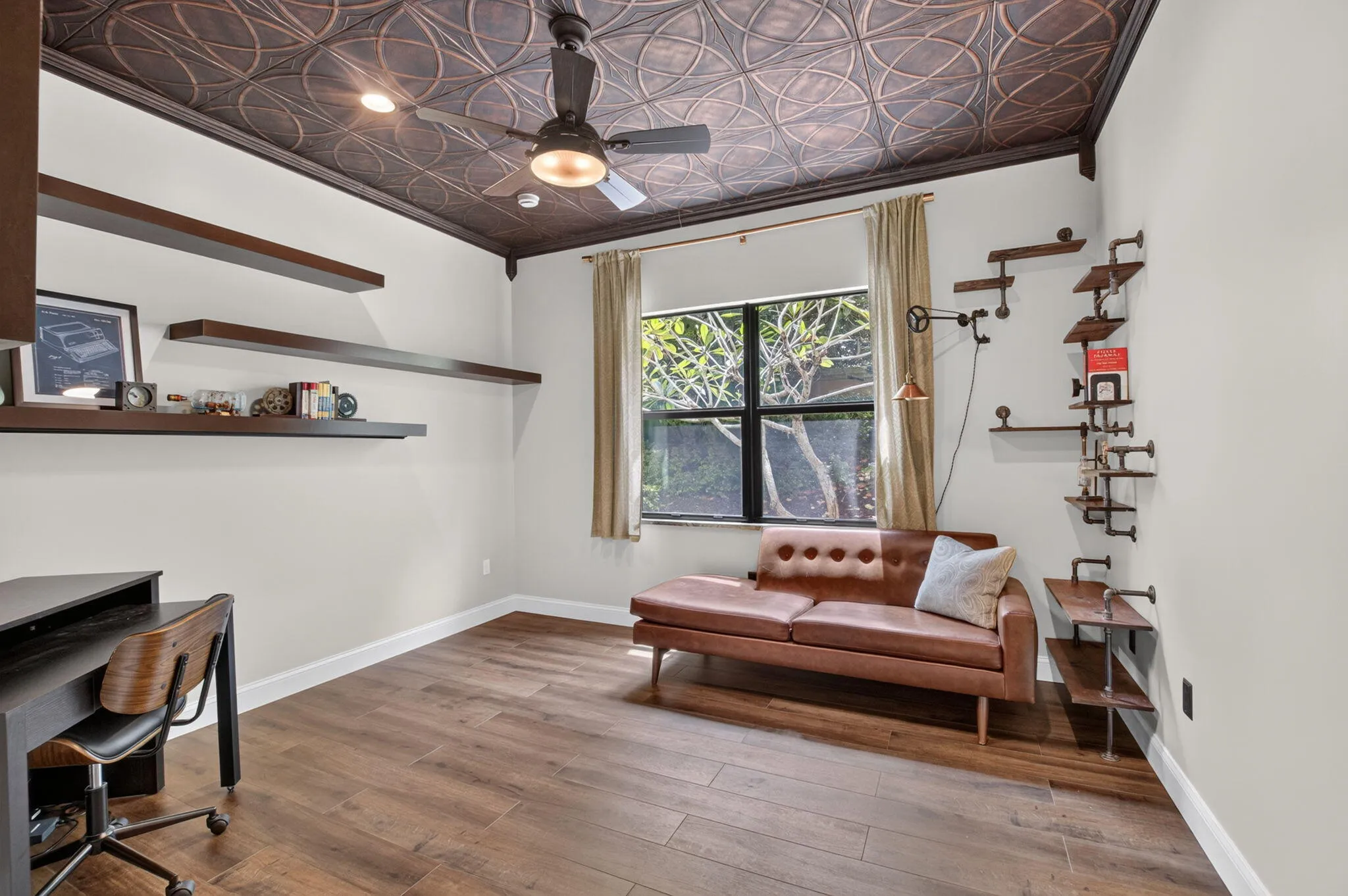 Property photo 35