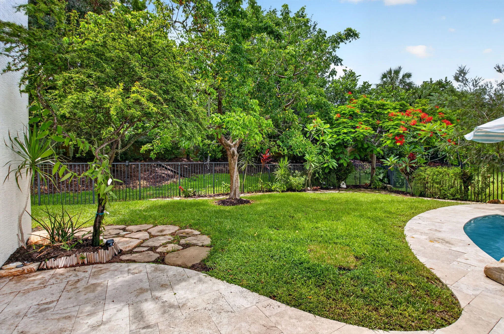 Property photo 84