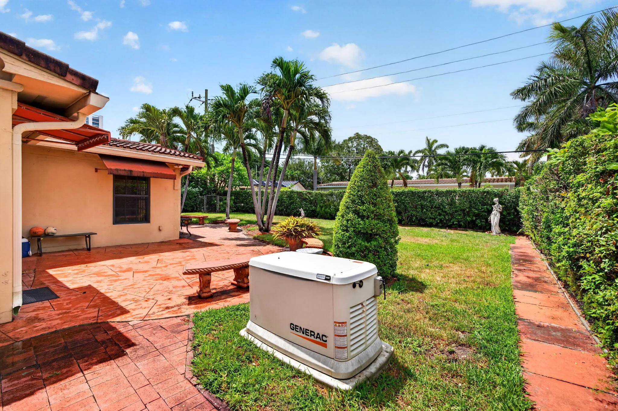 63-web-or-mls-699A1524