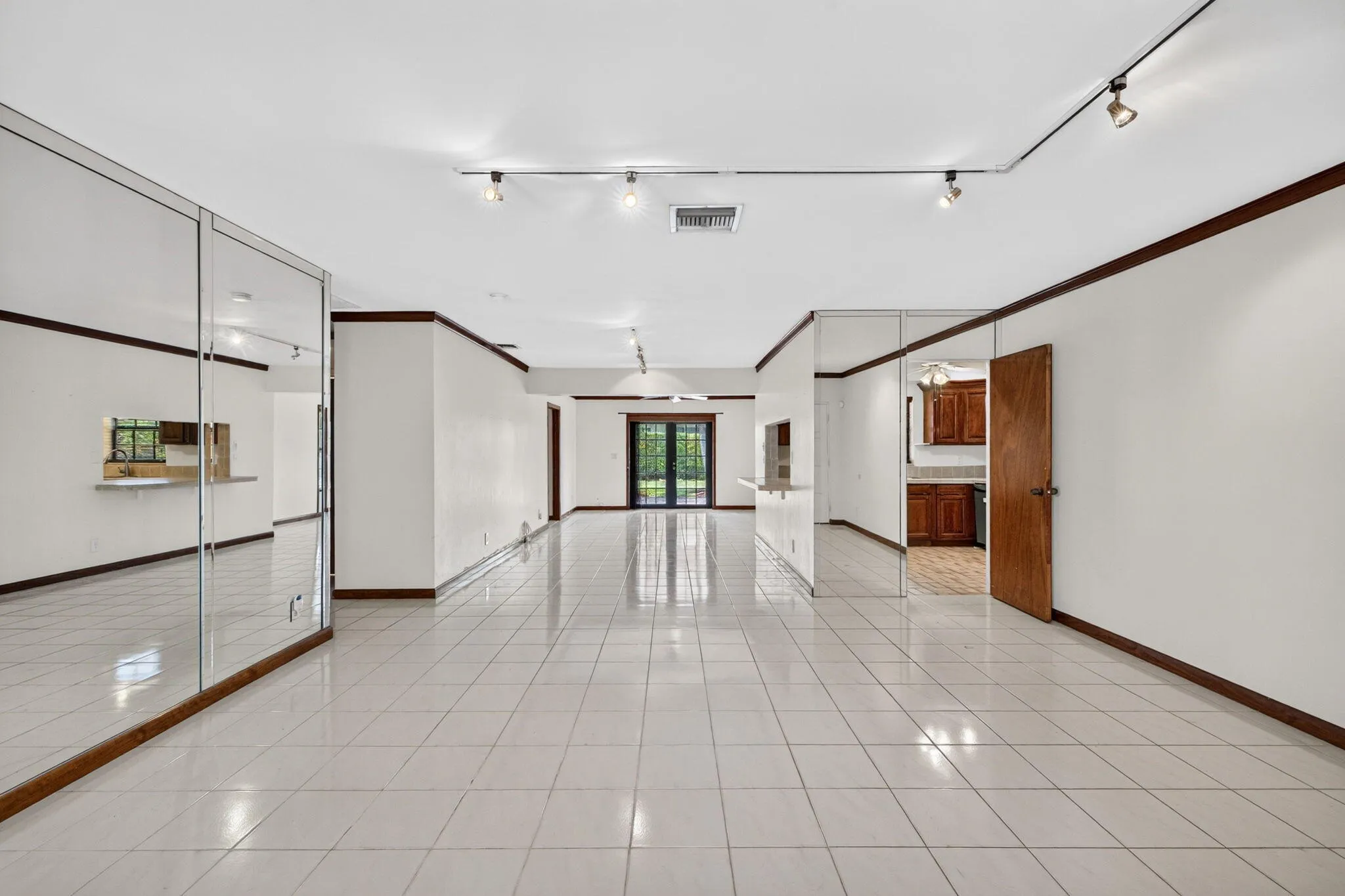 7-web-or-mls-699A1582