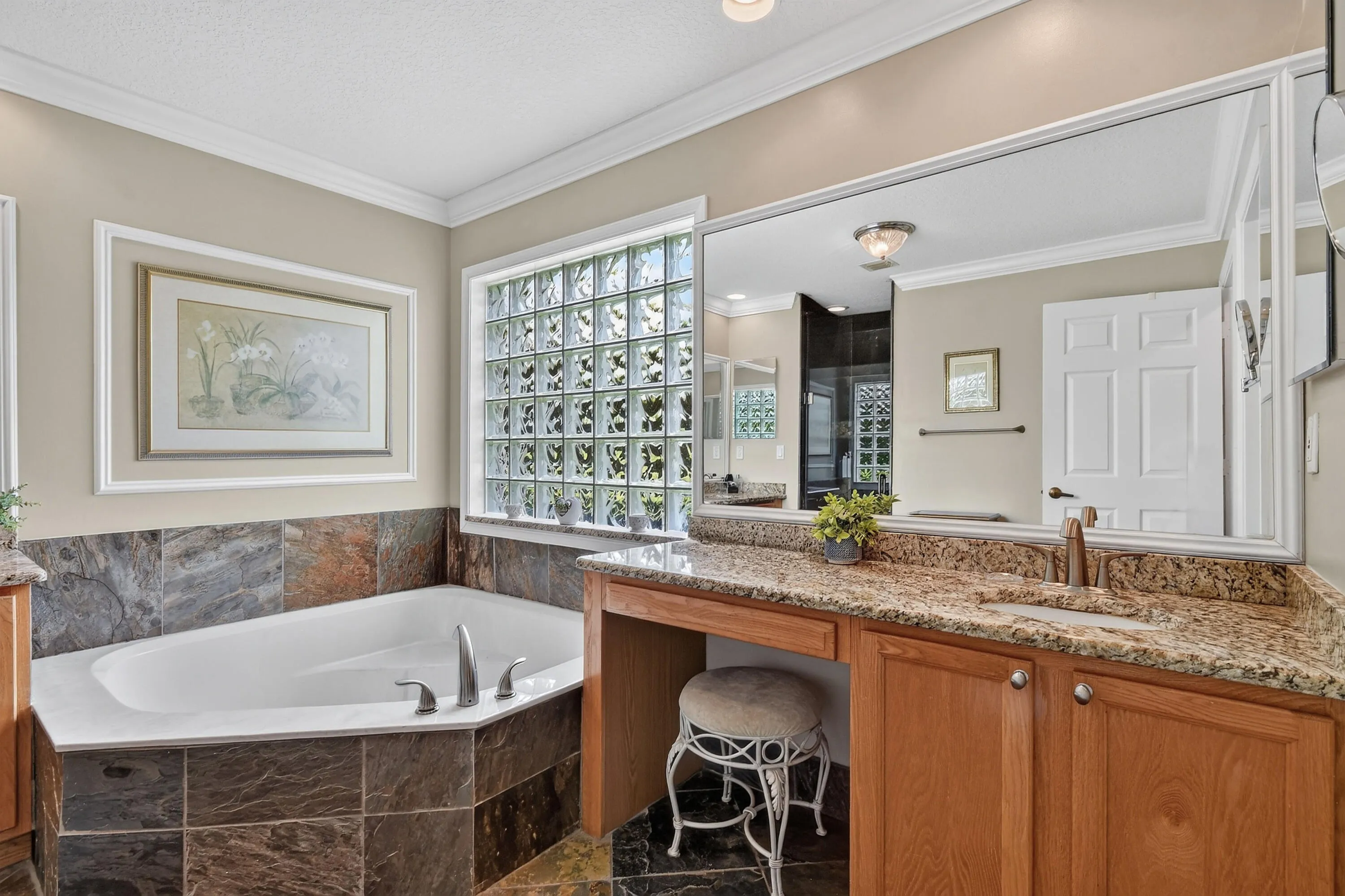 Primary Ensuite