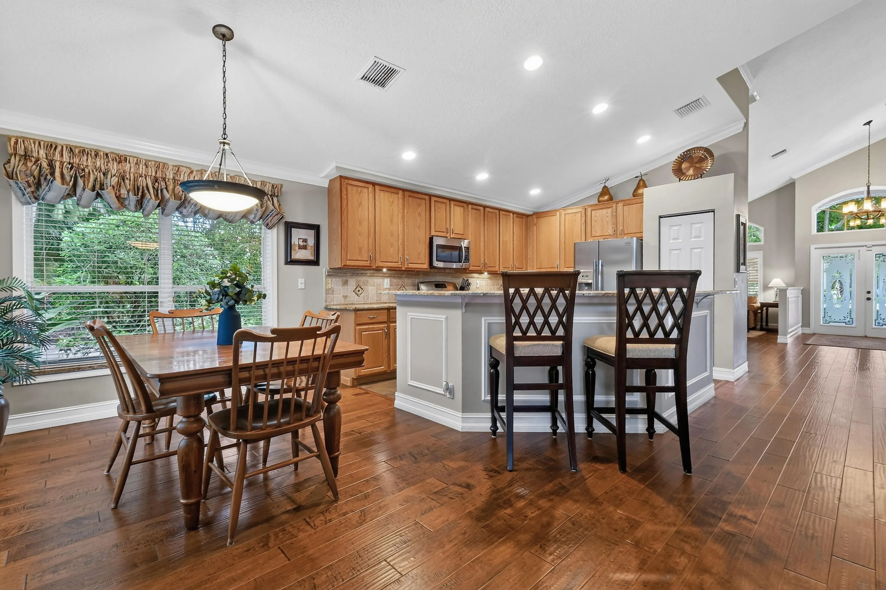 Open Kitchen