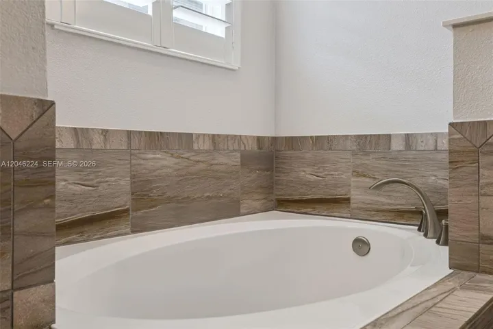 Separate Tub