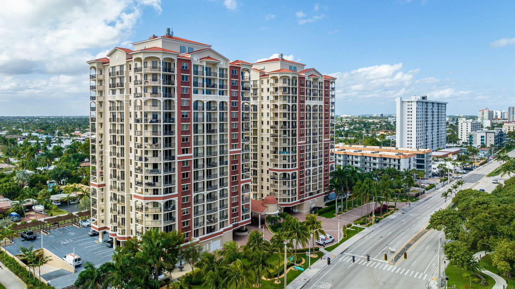 51-web-or-mls-2001-n-ocean-blvd-304