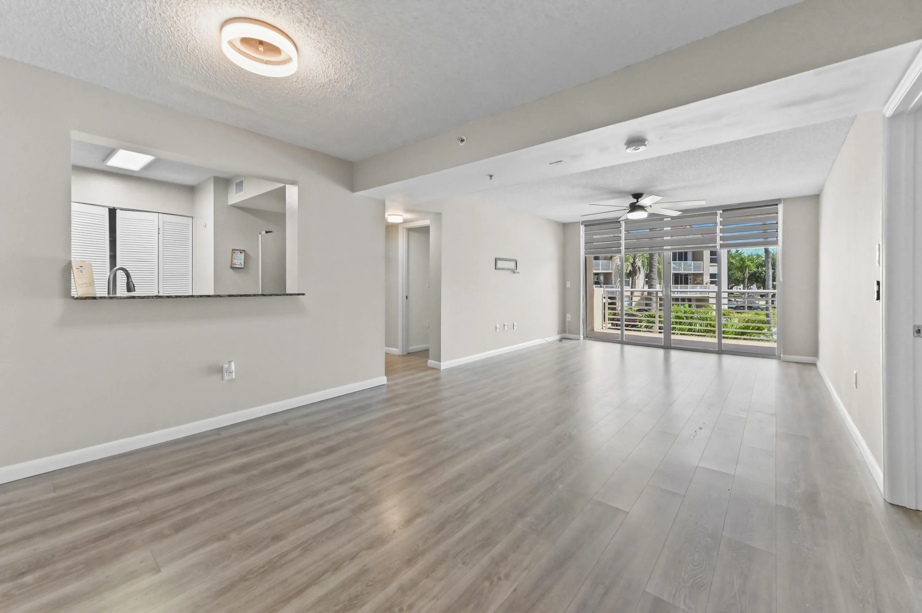 05 Dining area 01