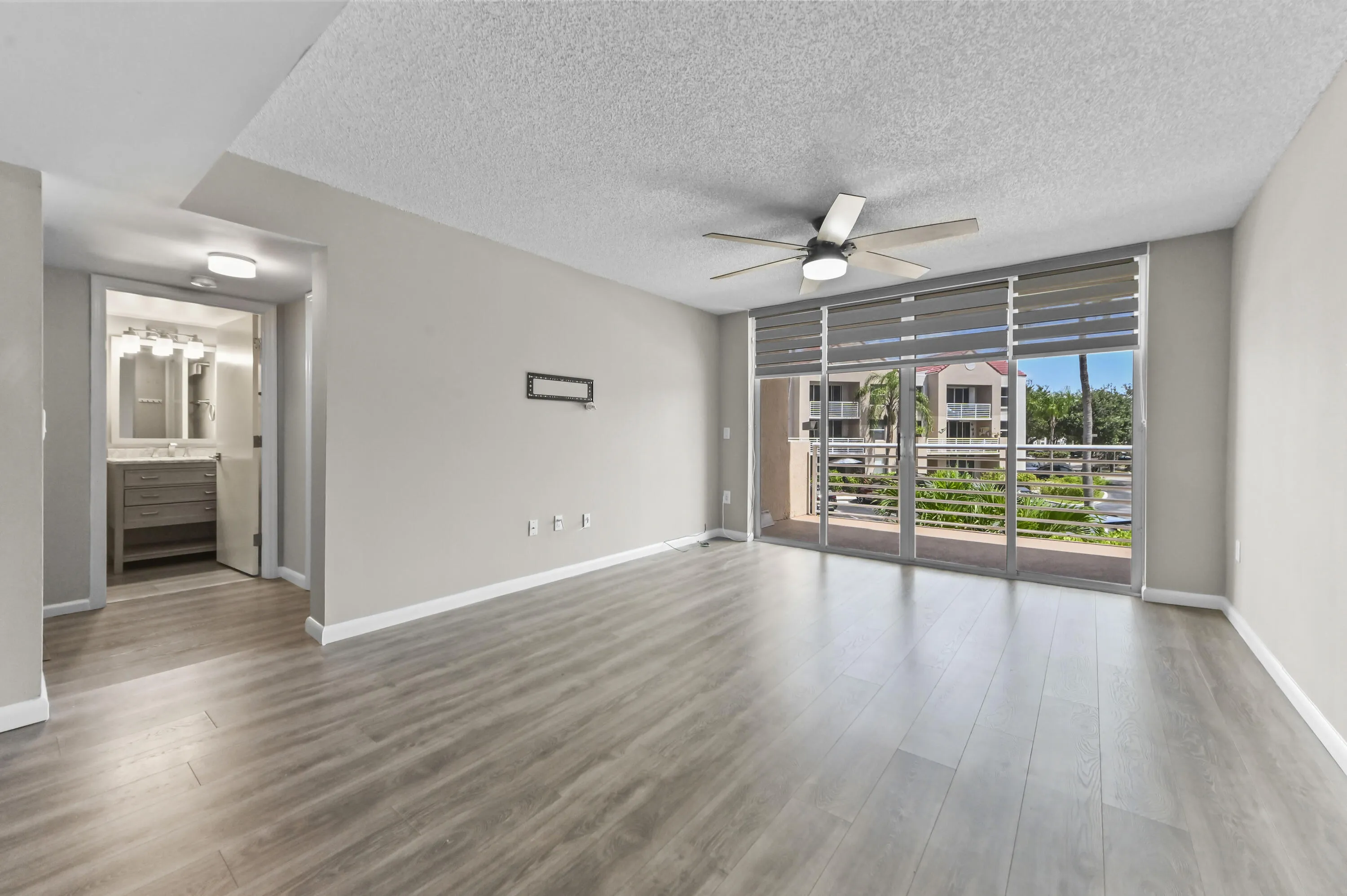 09 Living Room 05