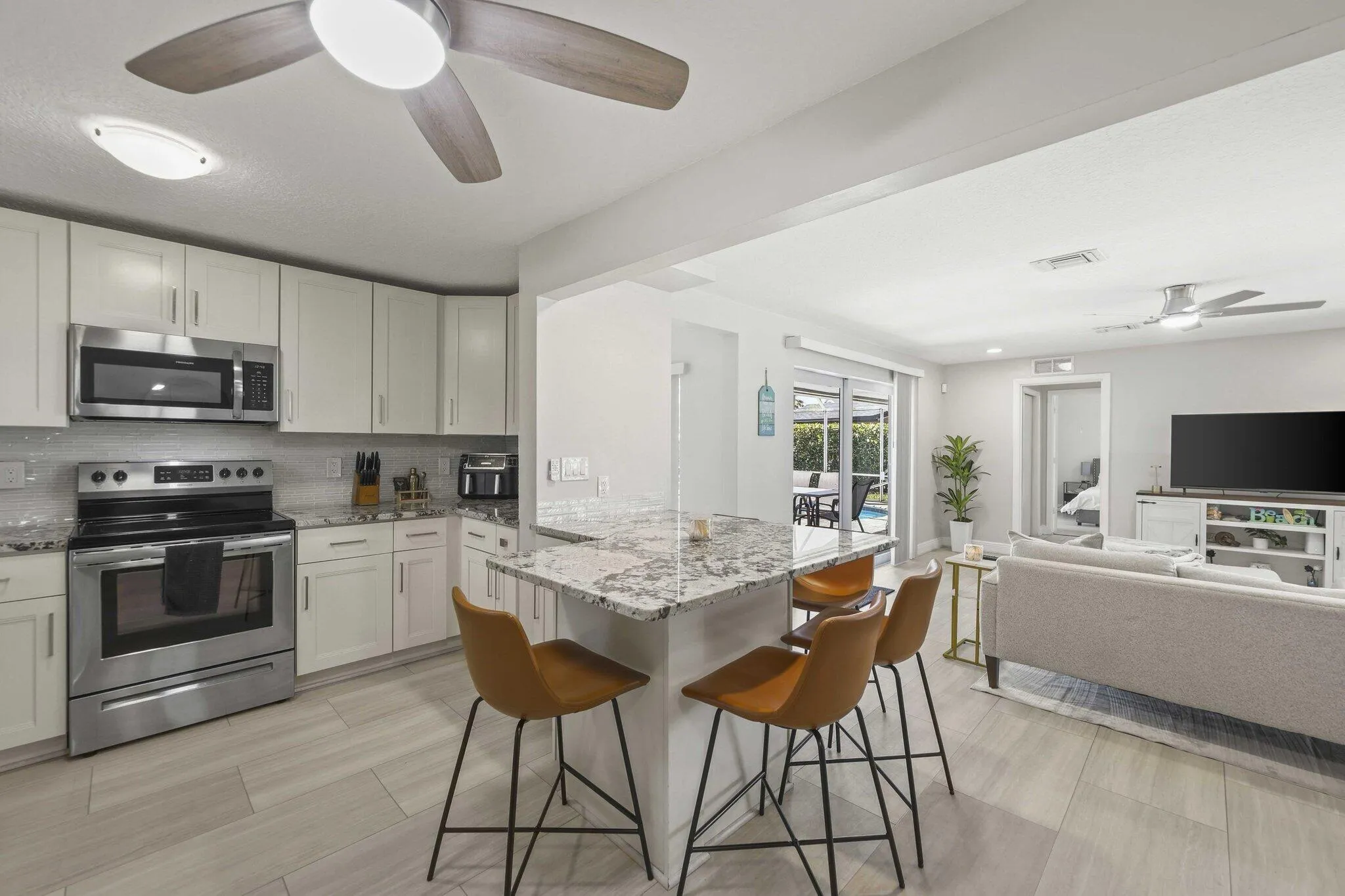 1710 SW 4th Ave - 15.jpg-SMALL