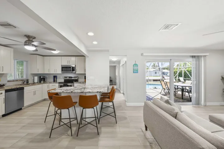1710 SW 4th Ave - 8.jpg-SMALL