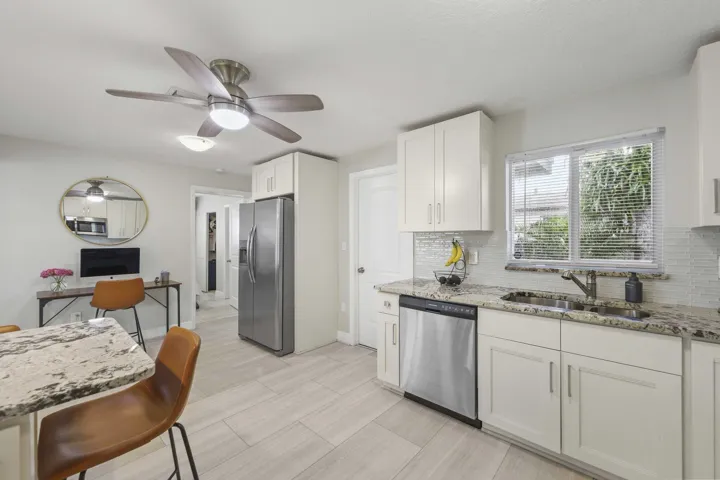 1710 SW 4th Ave - 17.jpg-SMALL