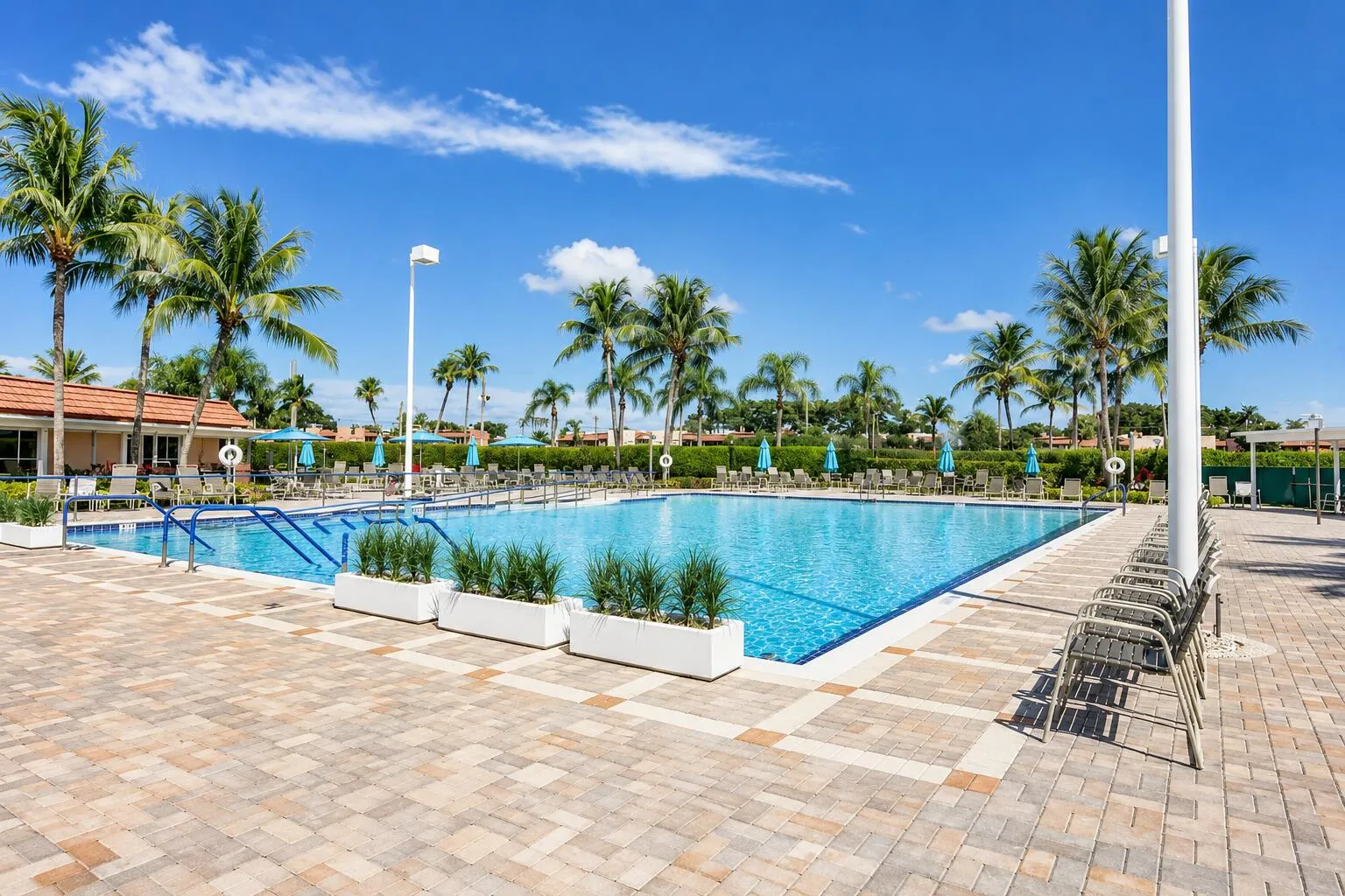 Community Outdoor Swimming Pool