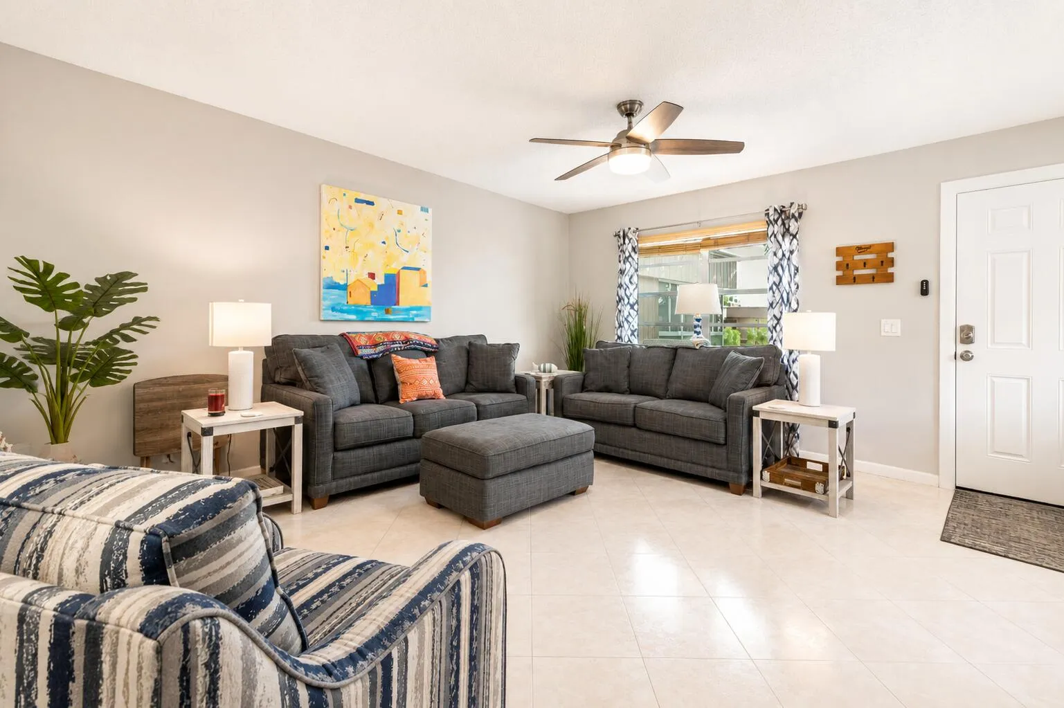 Spacious Living Room with Coastal Décor