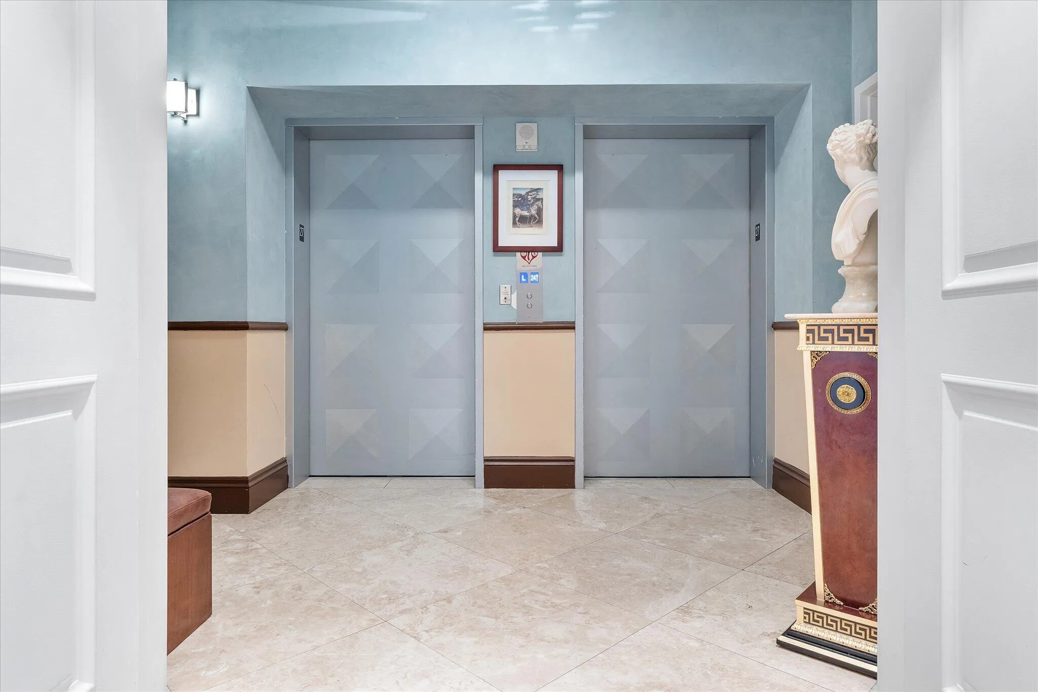 02-3101 S Ocean Dr apt 2707_002