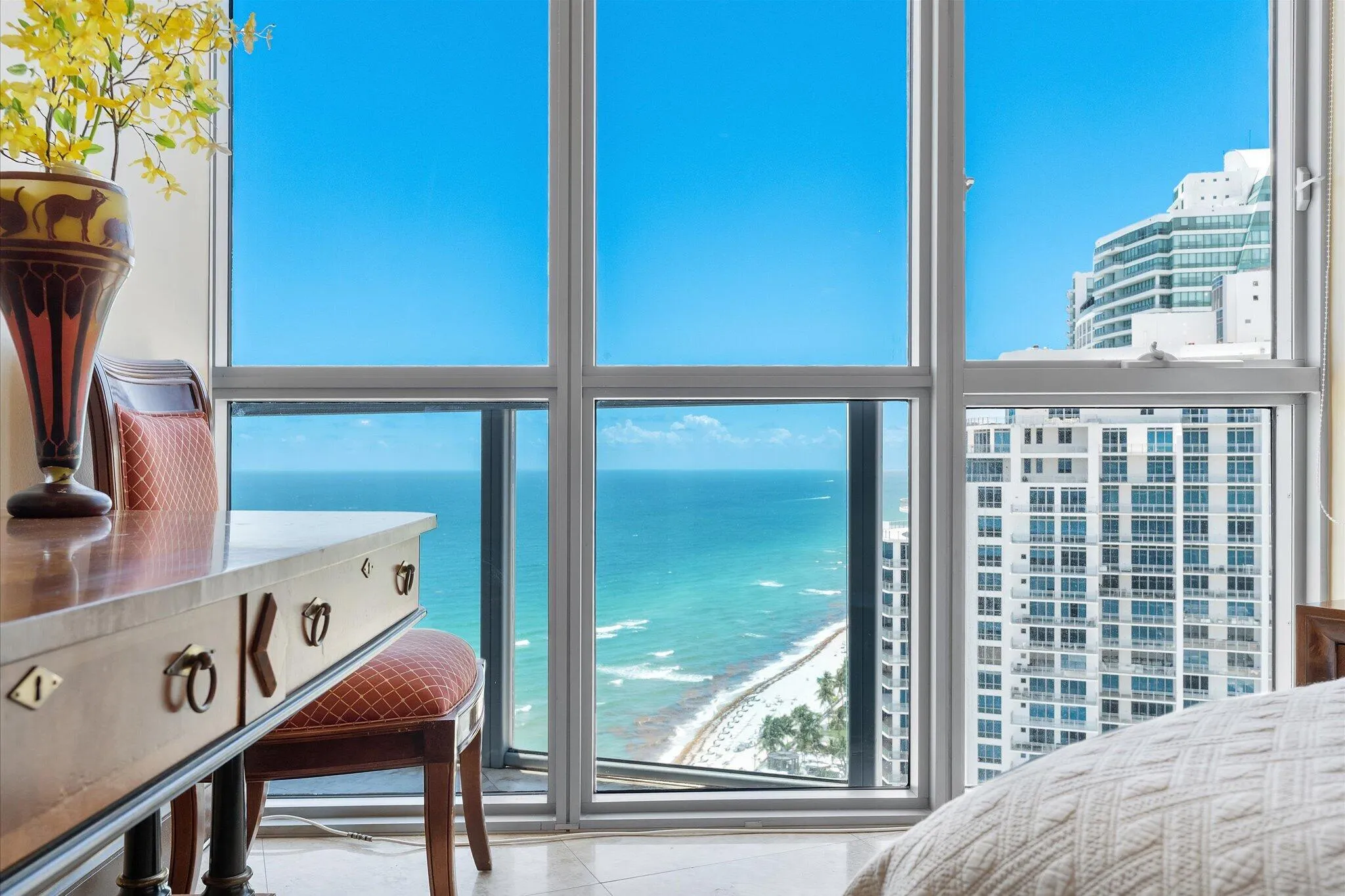 24-3101 S Ocean Dr apt 2707_024