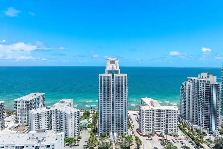 72-3101 S Ocean Dr apt 2707_066