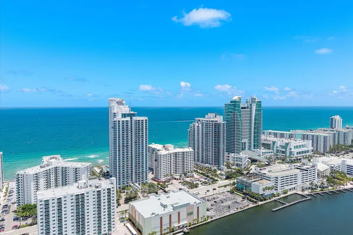 71-3101 S Ocean Dr apt 2707_065