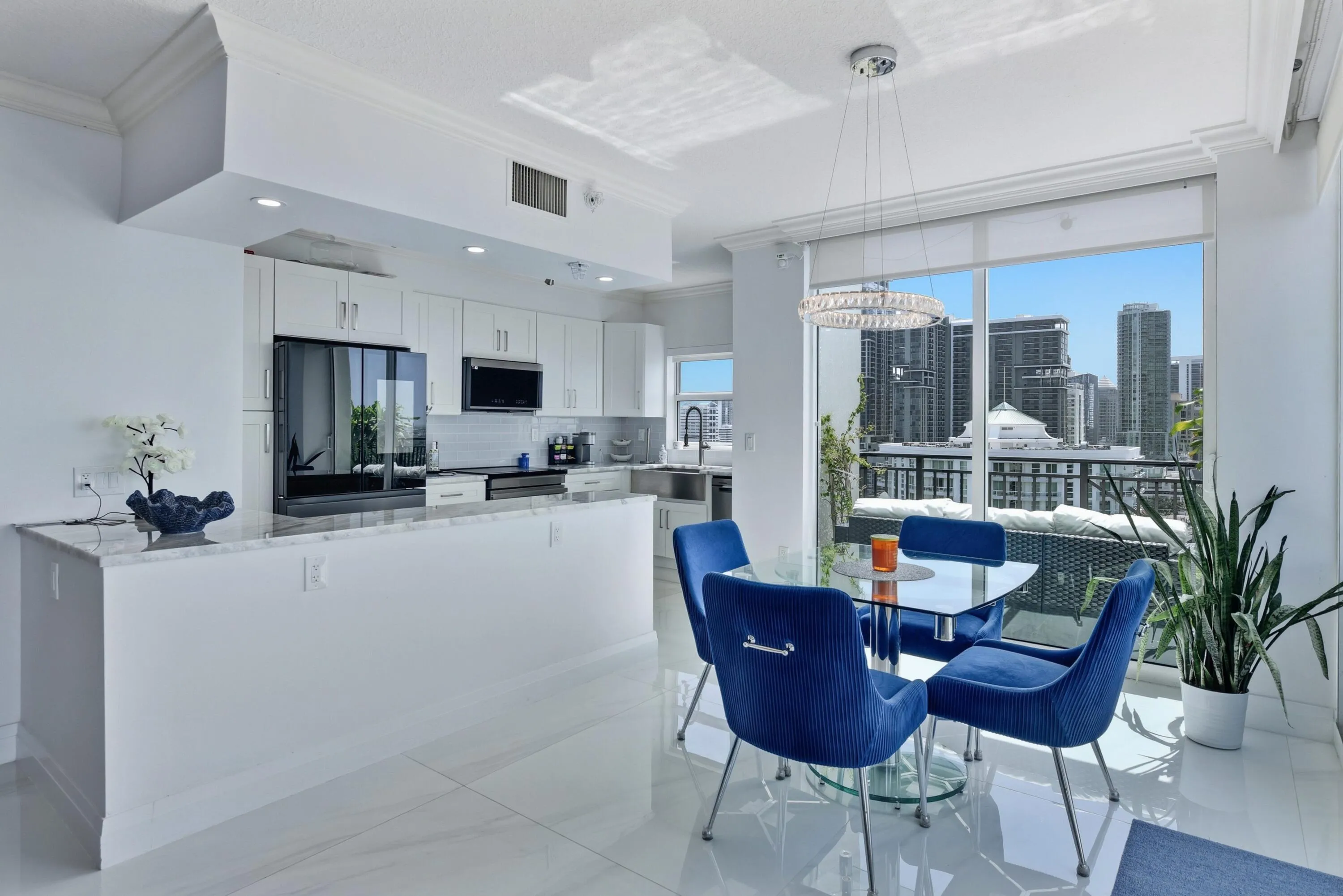 043-039-610 W Las Olas Blvd-4200x2804
