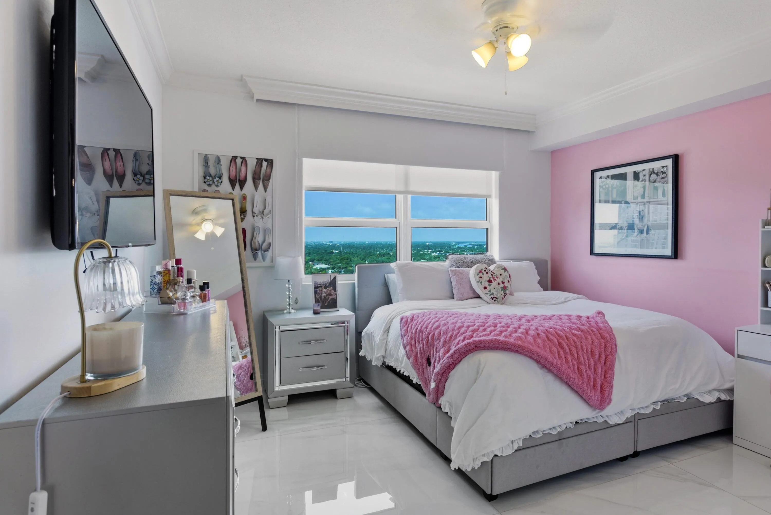 033-032-610 W Las Olas Blvd-4200x2804