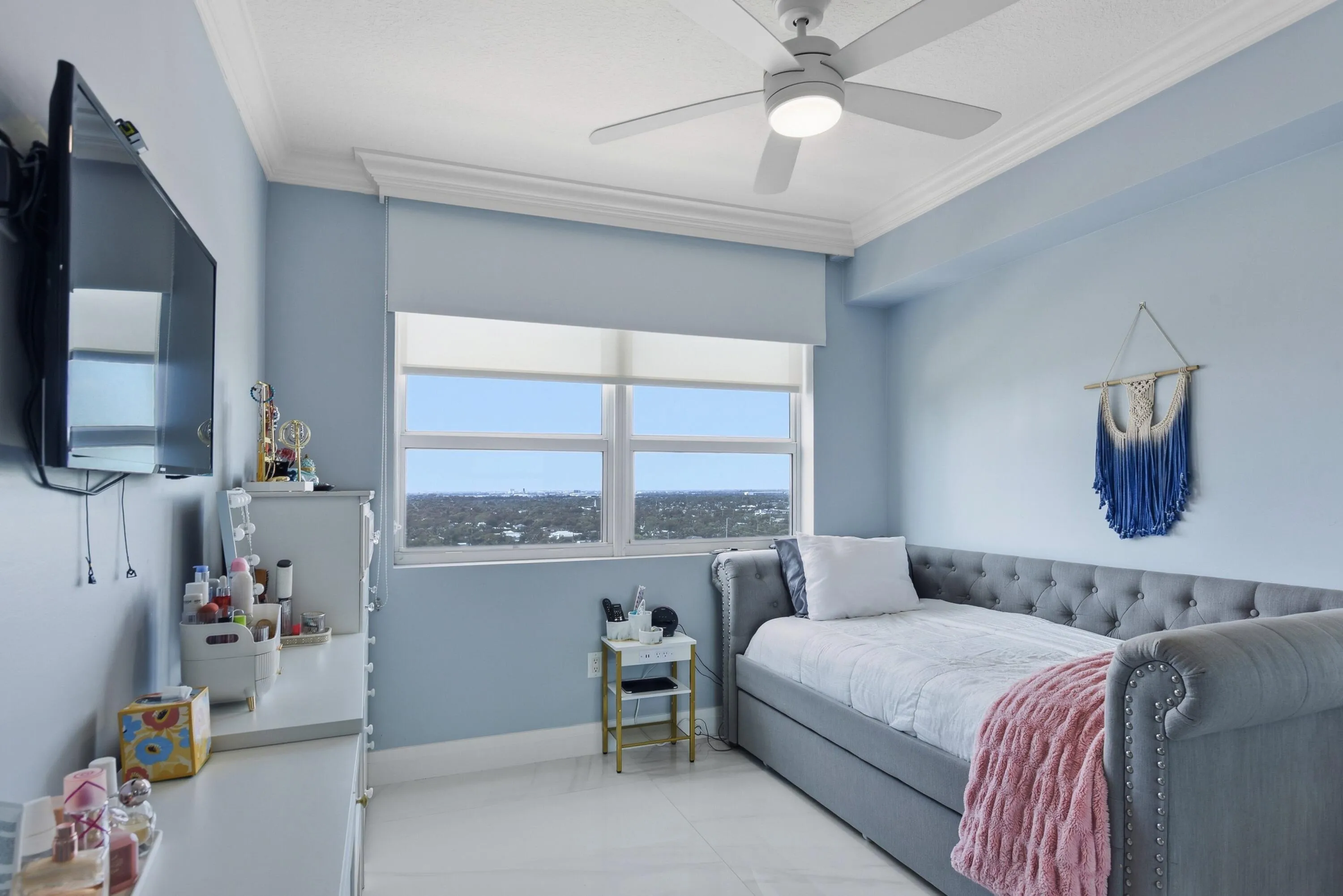 040-035-610 W Las Olas Blvd-4200x2804