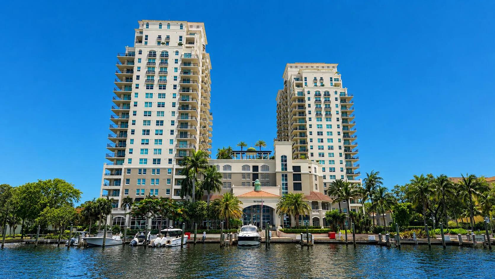 041-047-610 W Las Olas Blvd-4200x2804