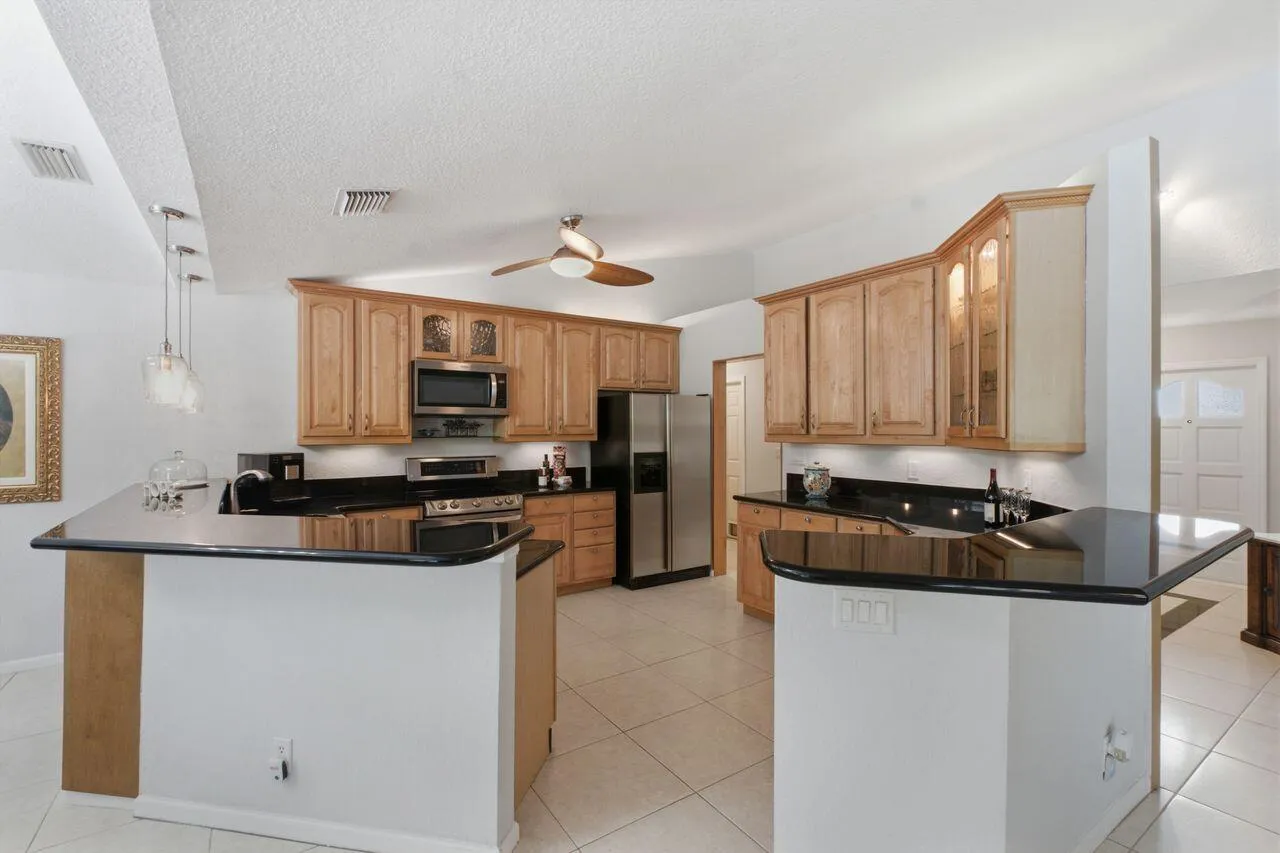 Open kitchen