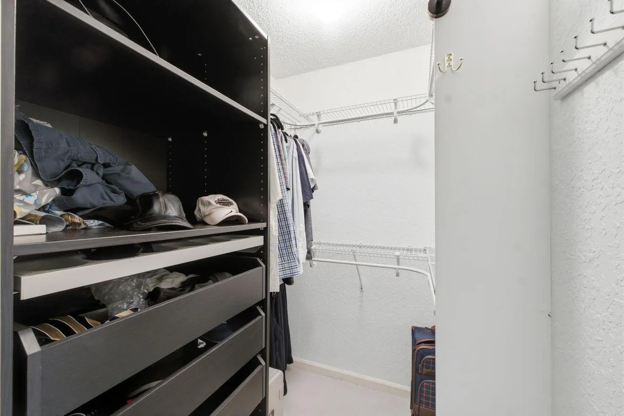 2nd walk-in closet
