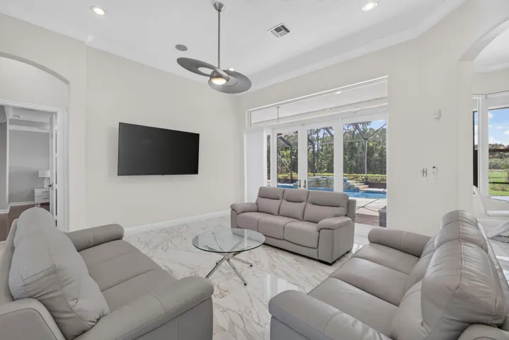 20-web-or-mls-5D1A2681
