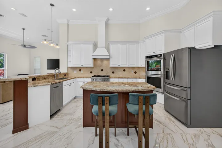 25-web-or-mls-5D1A2703