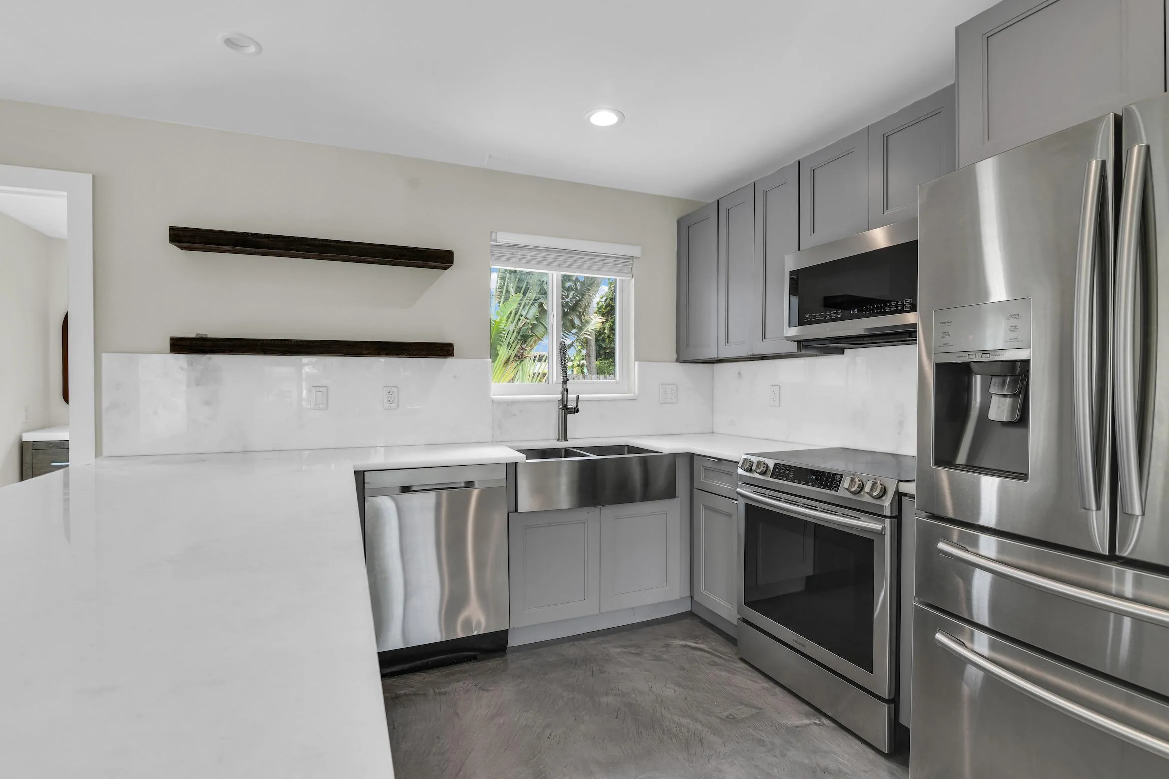 909 SE 16th Pl, Deerfield - 8