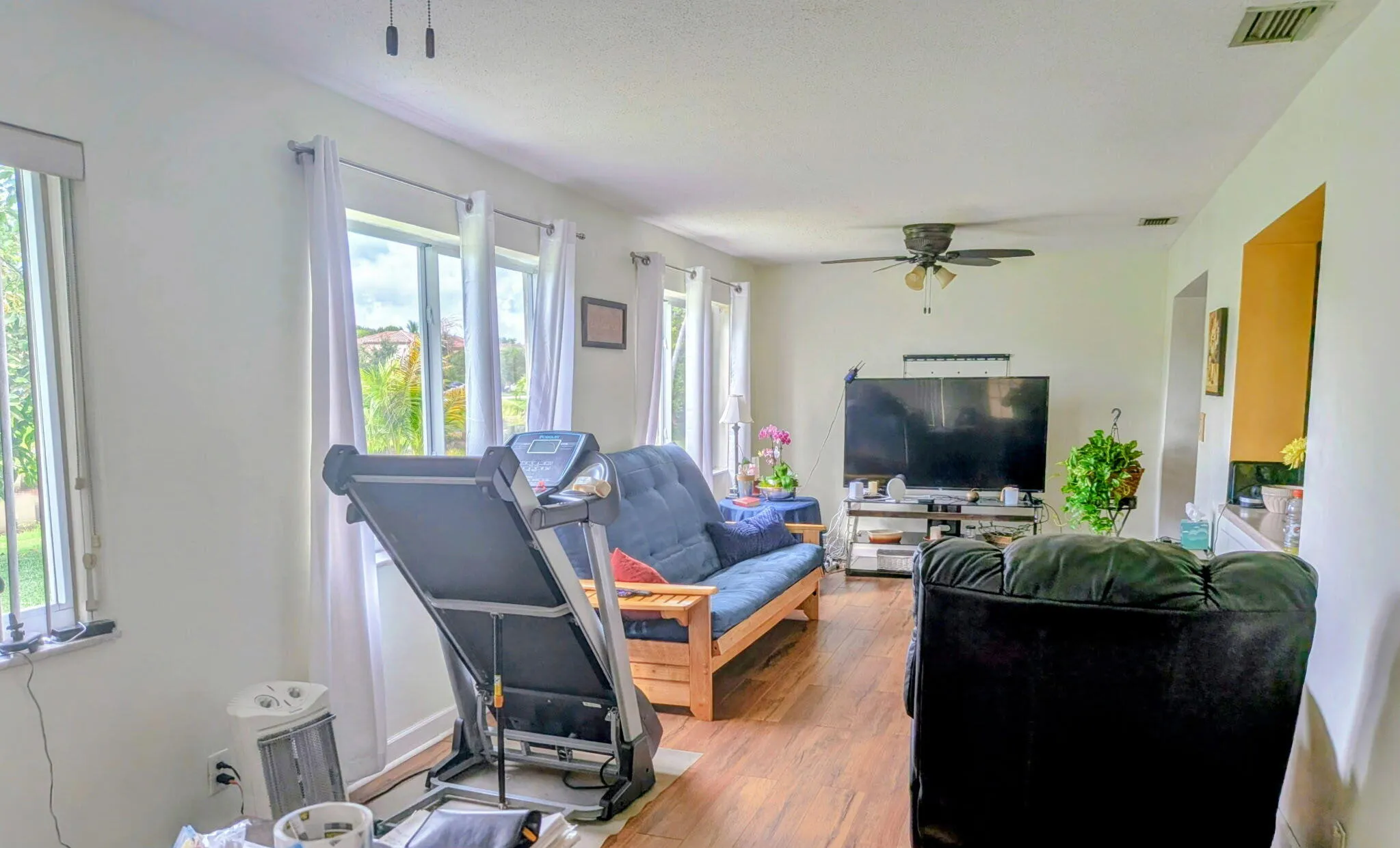 4914 NW 49th Road - Florida Room