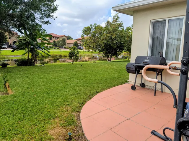 4914 NW 49th Road - Back Patio