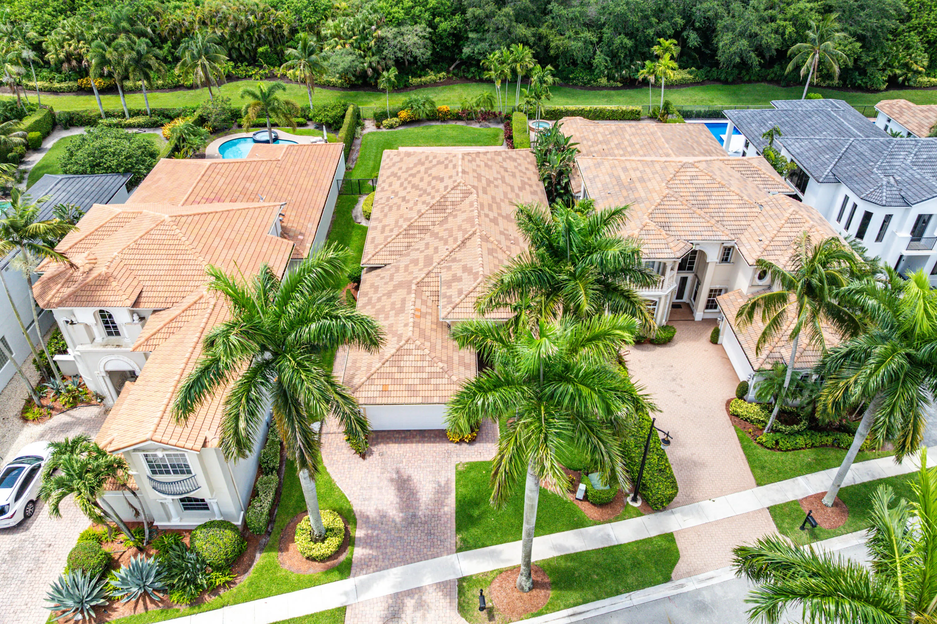 030-8102ValhallaDrive-DelrayBeach-FL-334