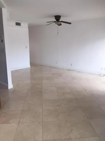 Livingroom3