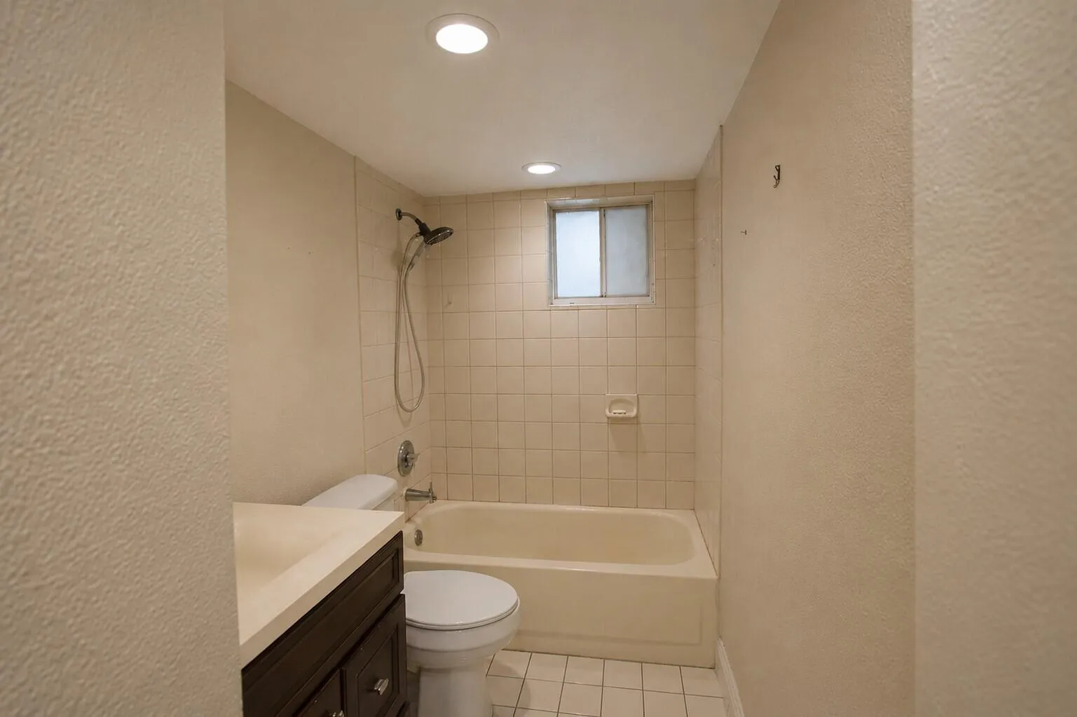 5220 Las Verdes bedroom 2