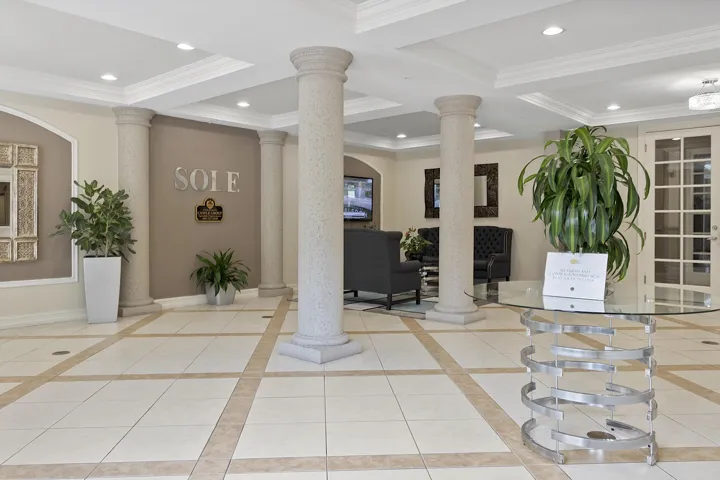 533 NE 3rd Ave Ft. Lauderdale FL #515