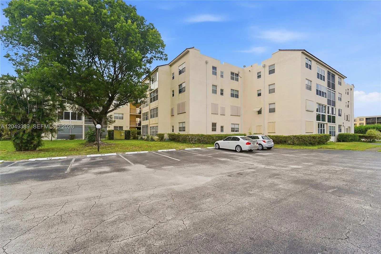 Assigned and guest parkings