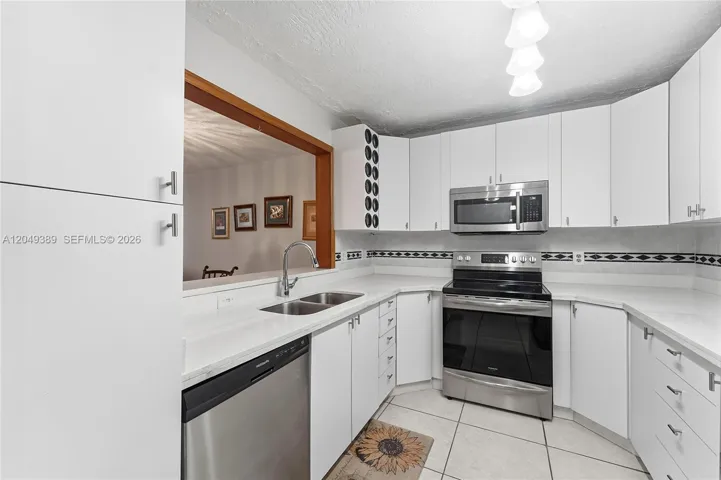 Custom kitchen cabinetry
